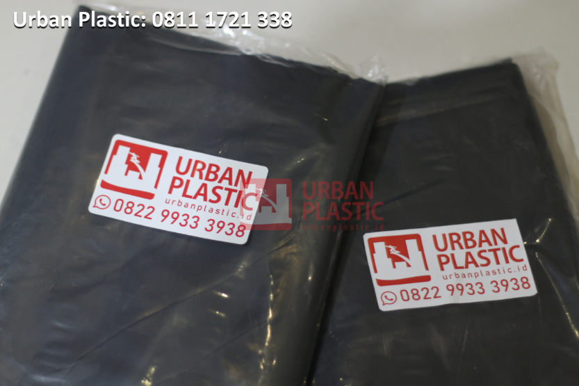 plastik sampah merk Urban Plastic